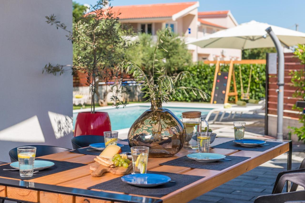 Villa Olea With Heated Pool And Jacuzzi Сукошан Экстерьер фото