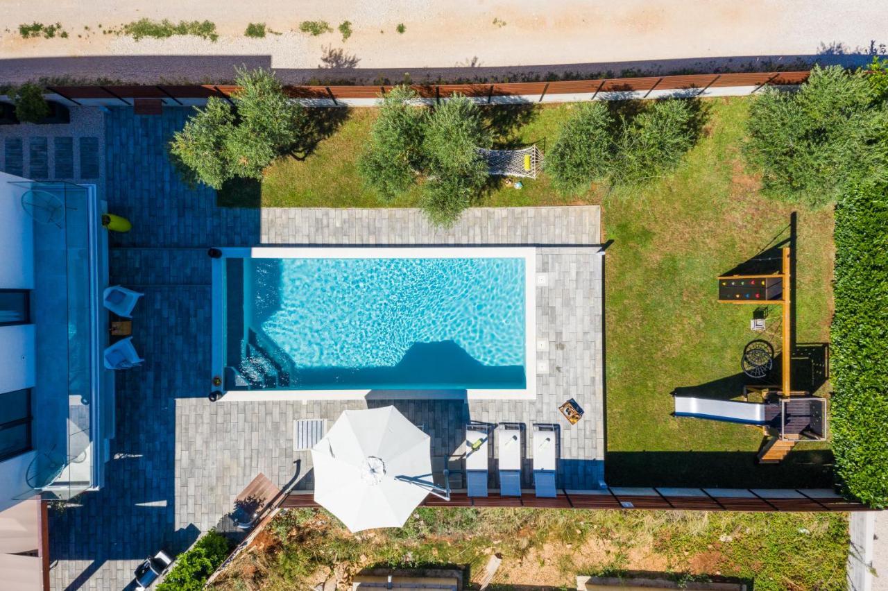 Villa Olea With Heated Pool And Jacuzzi Сукошан Экстерьер фото