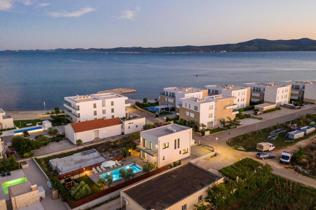 Villa Olea With Heated Pool And Jacuzzi Сукошан Экстерьер фото