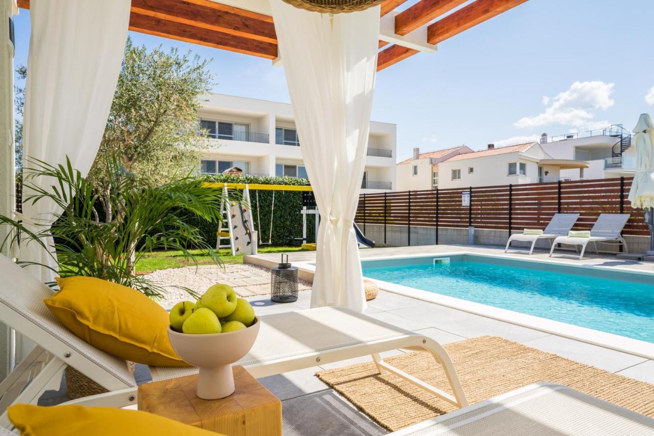 Villa Olea With Heated Pool And Jacuzzi Сукошан Экстерьер фото